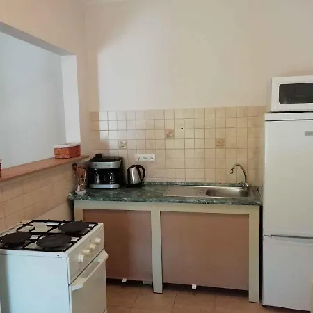 بيت للعطل In 44078 *